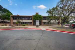 6800 park ten blvd 3