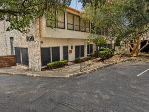 06 building 200 exterior
